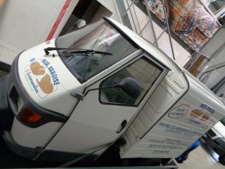 Pain, Vanoise et gourmandise / Triporteur Piaggio