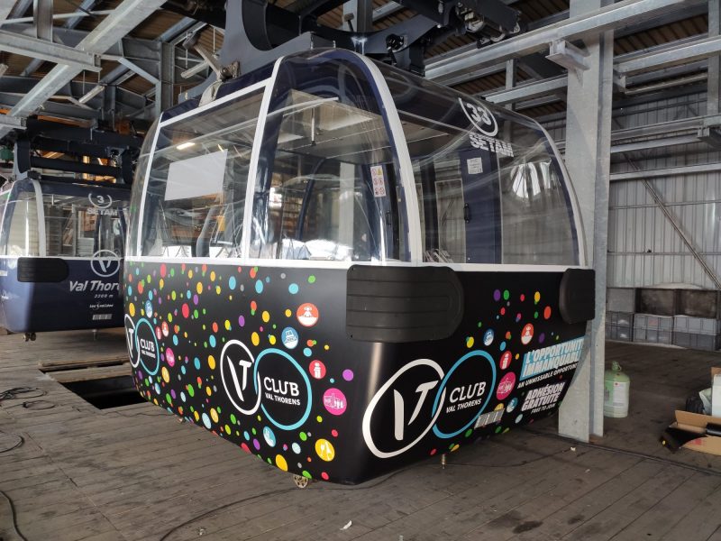 Val Thorens / Covering télécabine et saleuse Club Val Thorens