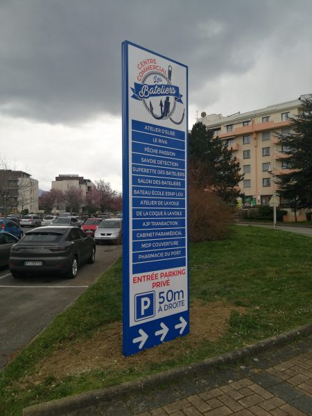 Les Bâteliers / Totem