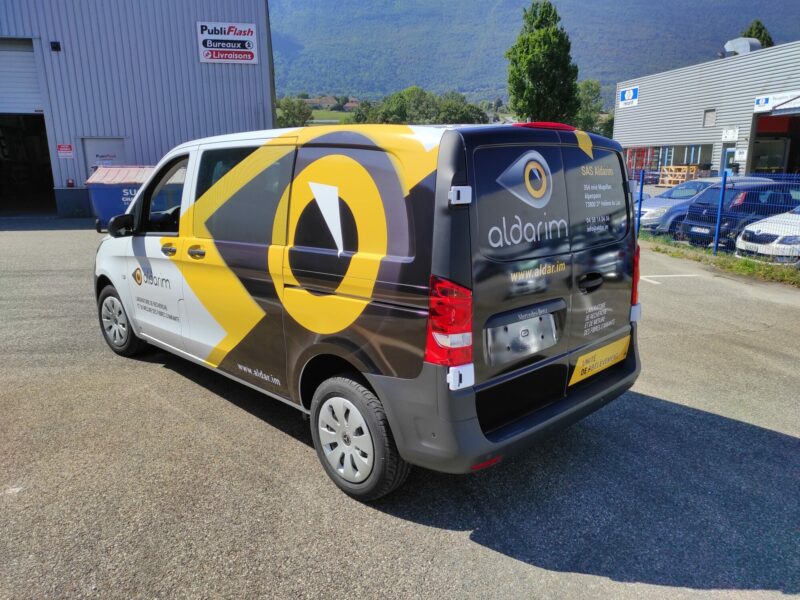 Aldarim / Covering Mercedes Vito