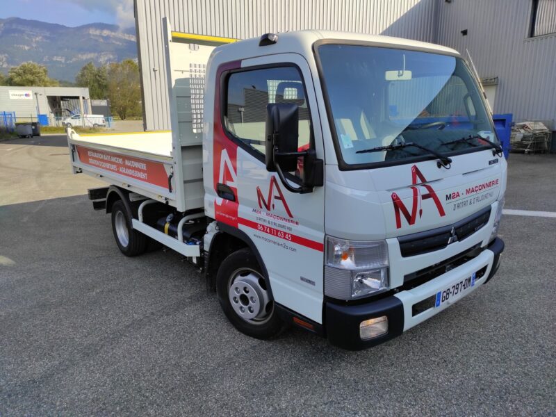 M2A Maçonnerie / Marquage Nissan Cabstar
